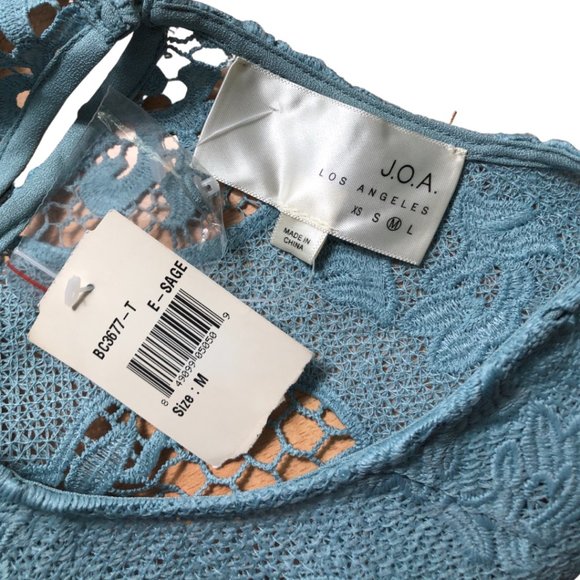 J.O.A. Blouse Blue Lace Cut Out NWT Nordstrom Short Sleeves Women's Size Medium - Picture 5 of 5